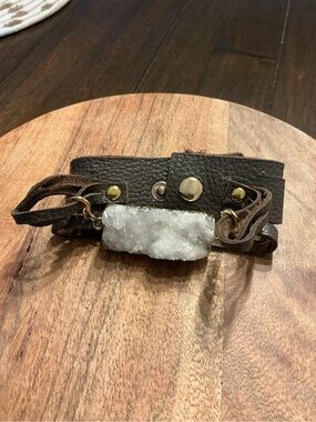 ✨ **Boho Leather & Druzy-Style Crystal Wrap Bracelet** ✨